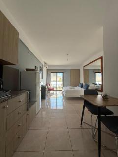 Private 1BR Hideaway w Double Bed Room 105 - Paphos - 0