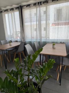 Cozy 1BR Flat w Double Bed Rm 8 - Paphos - 4