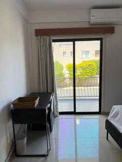 1BR Flat w Double Bed Rm 3 - Paphos - 7