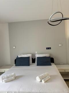 1BR Flat w Double Bed Rm 3 - Paphos - 5