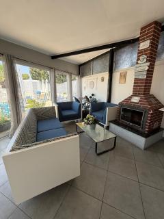 1BR Flat w Double Bed Rm 3 - Paphos - 3