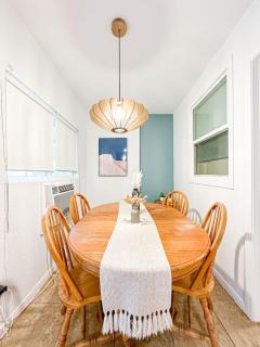 Relaxed and Cozy Poolside Studio - LOU2 - BUR - 6