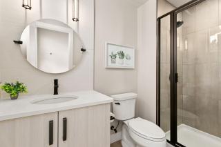 Old Town Modern New Build - Rooftop Spa with Mtn Views! - Fort Collins - 9