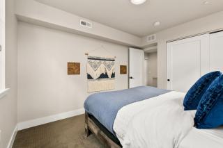 Old Town Modern New Build - Rooftop Spa with Mtn Views! - Fort Collins - 8