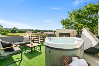 Old Town Modern New Build - Rooftop Spa with Mtn Views! - Fort Collins - 5