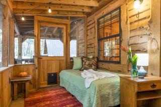 Falcon Lodge - hot tub fire pit & games - Mentone - 5
