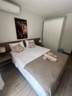 Premiére Suite particular com Estacionamento Grátis - 0