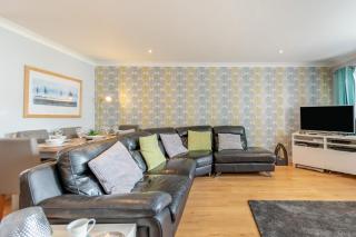 3 Bed in Freshwater East oc-t32686 - 5
