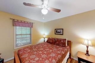 Mountain Hideaway at Cabins in the Clouds - Rising Fawn - 1
