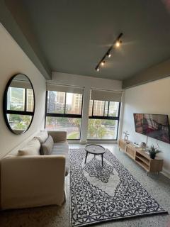 The Duke - Elegant One-Bed in Cape Town City Centre - 4