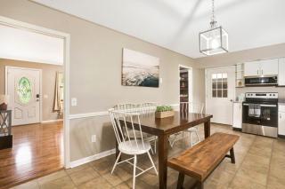 Country Lane Cottage- privacy & quiet neighborhood - 3