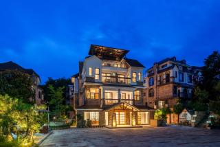 Chongqing Xiannv Mount Peach Blossom Spring Homest - 8