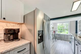 Cottage-Chic Retreat Less Than 1 Mi to Connecticut River! - 1