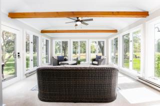 Spacious 6-Bed Luxury Home Near Notre Dame - Granger - 8