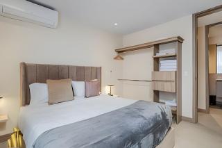 Solei Loft 301 - Location/Trendy Jacuzzi Living - 6