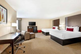 Best Western Plus Howe Inn - 3