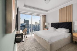 Luxury in Dubai Marina Dining Pool Day & Beaches - 8