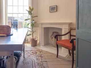 Georgian Luxury Margate Tnhouse Sleeps 11 By Adliv - Margate - 1