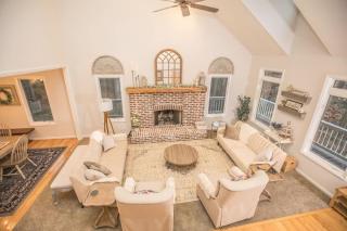 Apple Valley Chateau Mountain Getaway - Hendersonville - 7