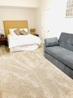 Apple Valley Chateau Mountain Getaway - 3