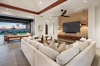 Hiki Moe Hale by Gather: Elegant 4BR Oasis w/ Pool & Hot Tub - Koloa - 7
