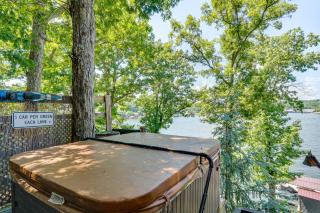 Hot Tub and Dock Lake Ozark Vacation Home! - Stausee Lake of the Ozarks - 8