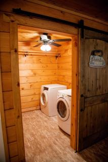 Southern Comfort Retreat with a private hot tub - 6