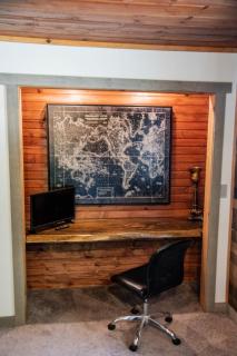 Southern Comfort Retreat with a private hot tub - 2