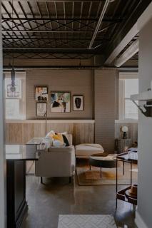 Modern Industrial Loft for Two - Benton Harbor - 7
