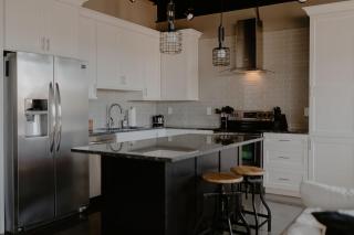 Modern Industrial Loft for Two - Benton Harbor - 3