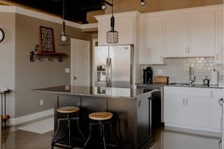 Modern Industrial Loft for Two - Benton Harbor - 6