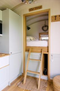 Herbie's Shepherd's Hut - Wellness & Hot Tub - Bottesford - 6