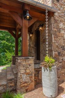 Castle Rock Gorgeous Mountain Cabin, Sleeps 6 - Bryson City - 4