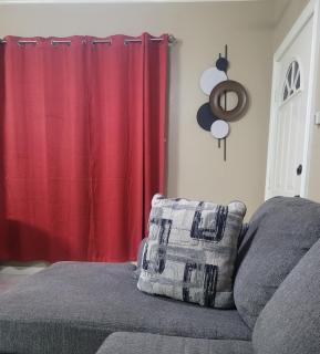 Chateau Central at Sunbury Apts - 5