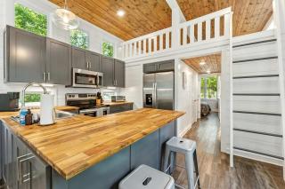 The Hemlock Hideaway tiny home - Rising Fawn - 1