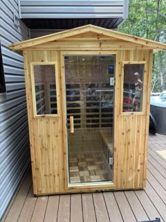 Renovated 6 bed Hot Tub Sauna Firepit & Beach - Lake Harmony - 4