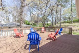 Travis' Place - Convenient and Affordable Location - 7