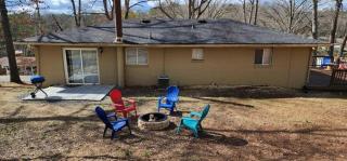 Travis' Place - Convenient and Affordable Location - Rossville - 8