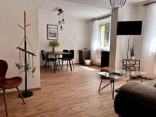 Horský apartmán s výhledem do lesa, terasa, kvalitní wi-fi, parkování zdarma - opětovně otevřeno červenec 2025 po kompletní rekonstrukci - Jeseník - 8