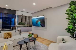 Provenza Life 1002-Tastefully decorated loft/gym - 9