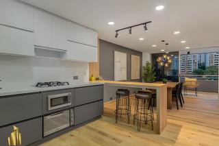 Provenza Life 1002-Tastefully decorated loft/gym - 1