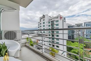 Torre 6 Sur - Trendy Loft: Balcony, AC / Poblado - 4
