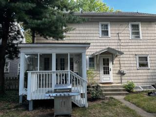 Walk to Notre Dame Harter Heights Hideaway - 6