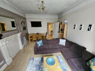 Charming 2BD Flat 10 Minutes to Edinburgh Castle - Edimburgo - 7