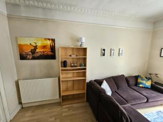 Charming 2BD Flat 10 Minutes to Edinburgh Castle - Edinburgh - 1