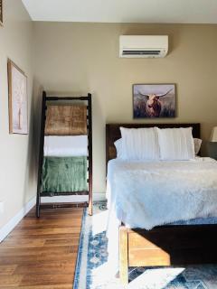 Apple Valley Gables-Cozy mountain home with views - 6