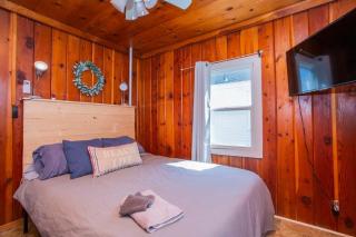 New renovated bathroom & new roof - Lake Huron 5 - 6
