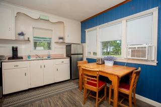 Lake Huron Cottage 6 - 3 Bed 1 Bath - 5