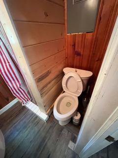 Lake Huron Cottage 6 - 3 Bed 1 Bath - 1