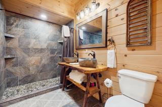 Alpine Creekside Chalet - 2